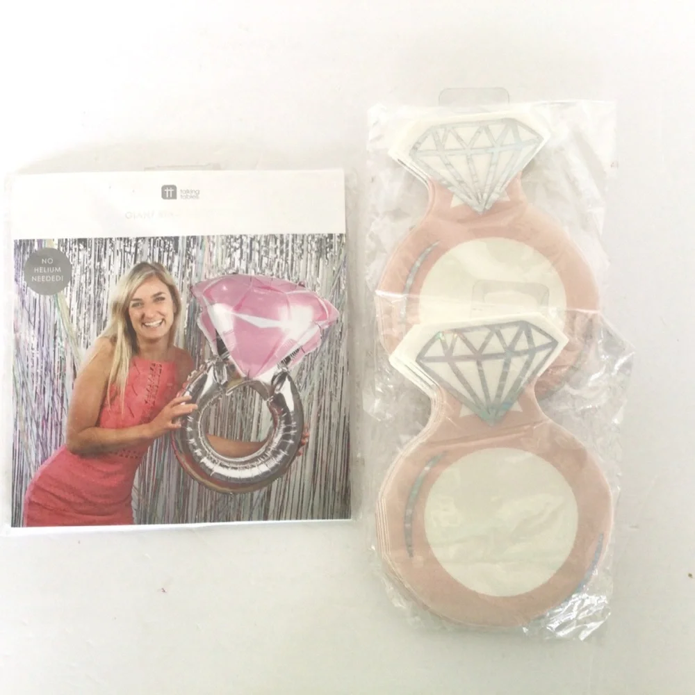 PIER ONE BRIDAL SHOWER WEDDING RING DECORATIONS NWT